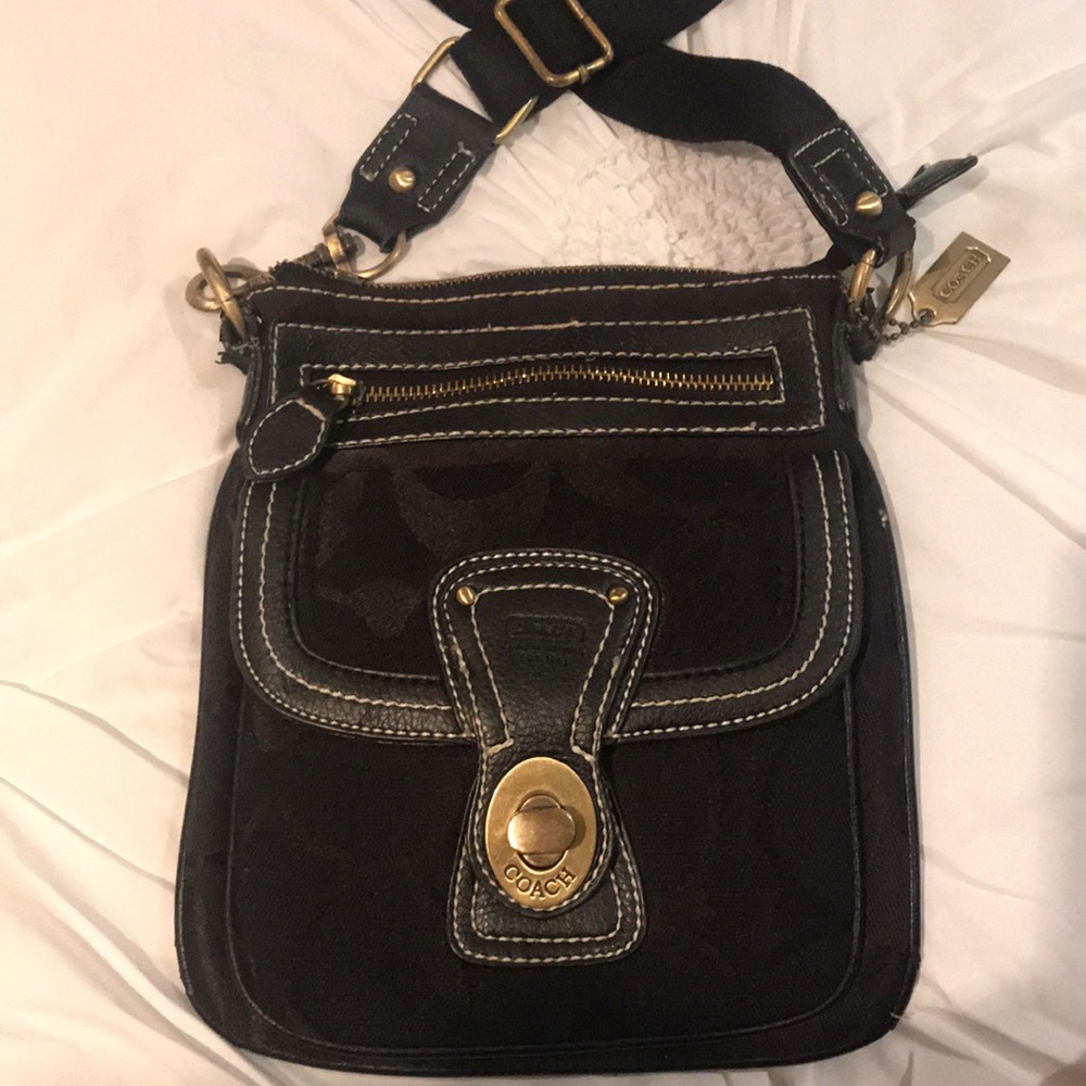 Authentic coach cross body